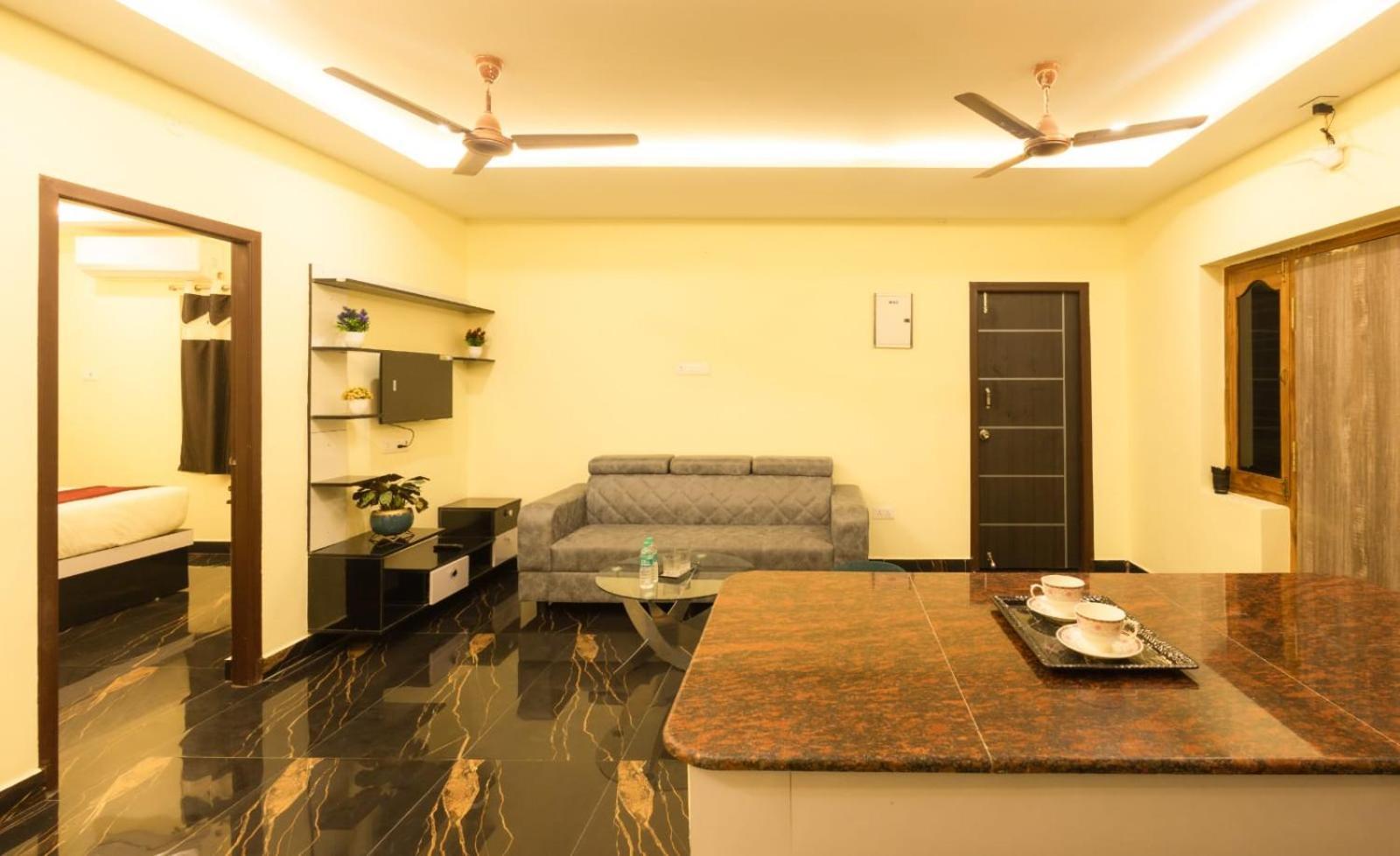 Beestay Hotels Elite Park 티루파티 객실 사진